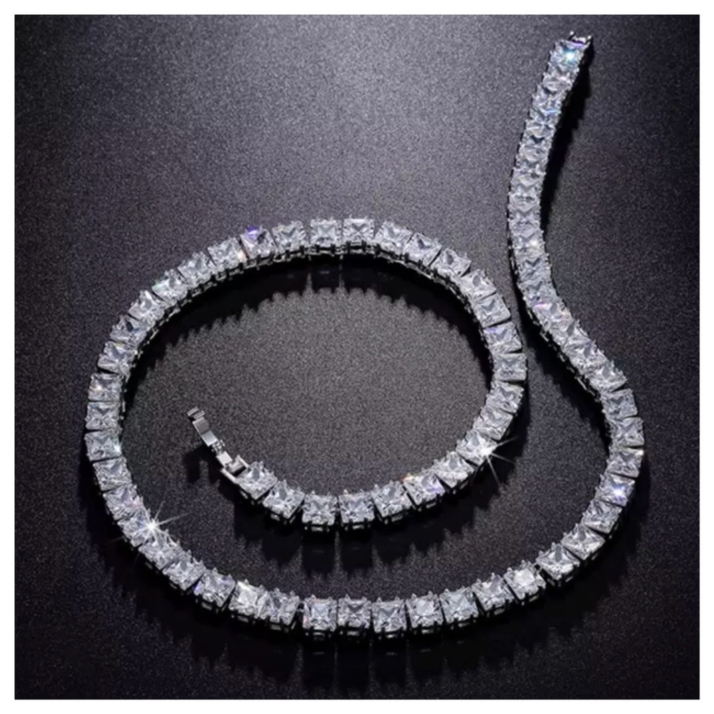 Swarovski Crystals 50 Carat The Matika Tennis Necklace - Picture 9 of 9
